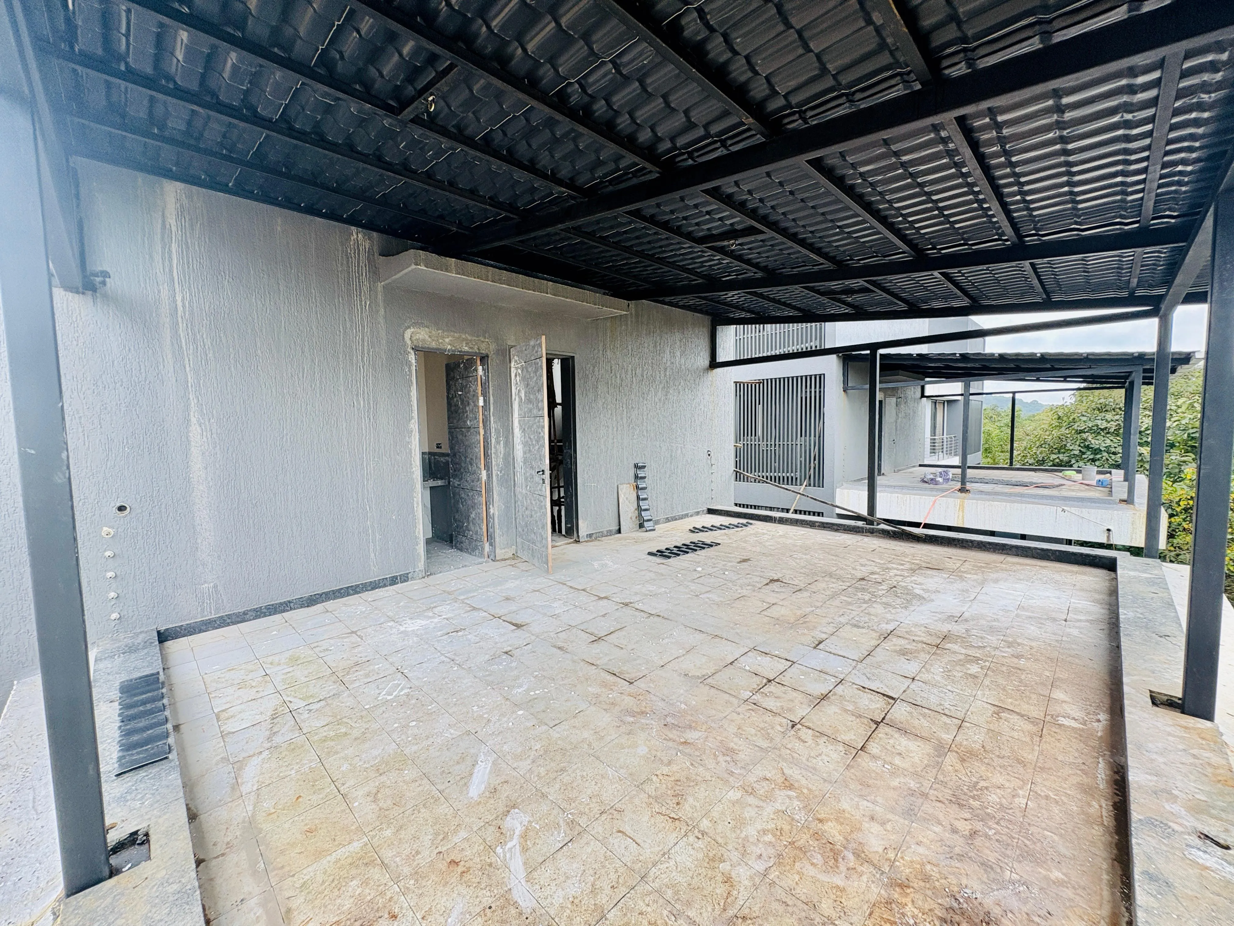 Serene Villa - Image 1